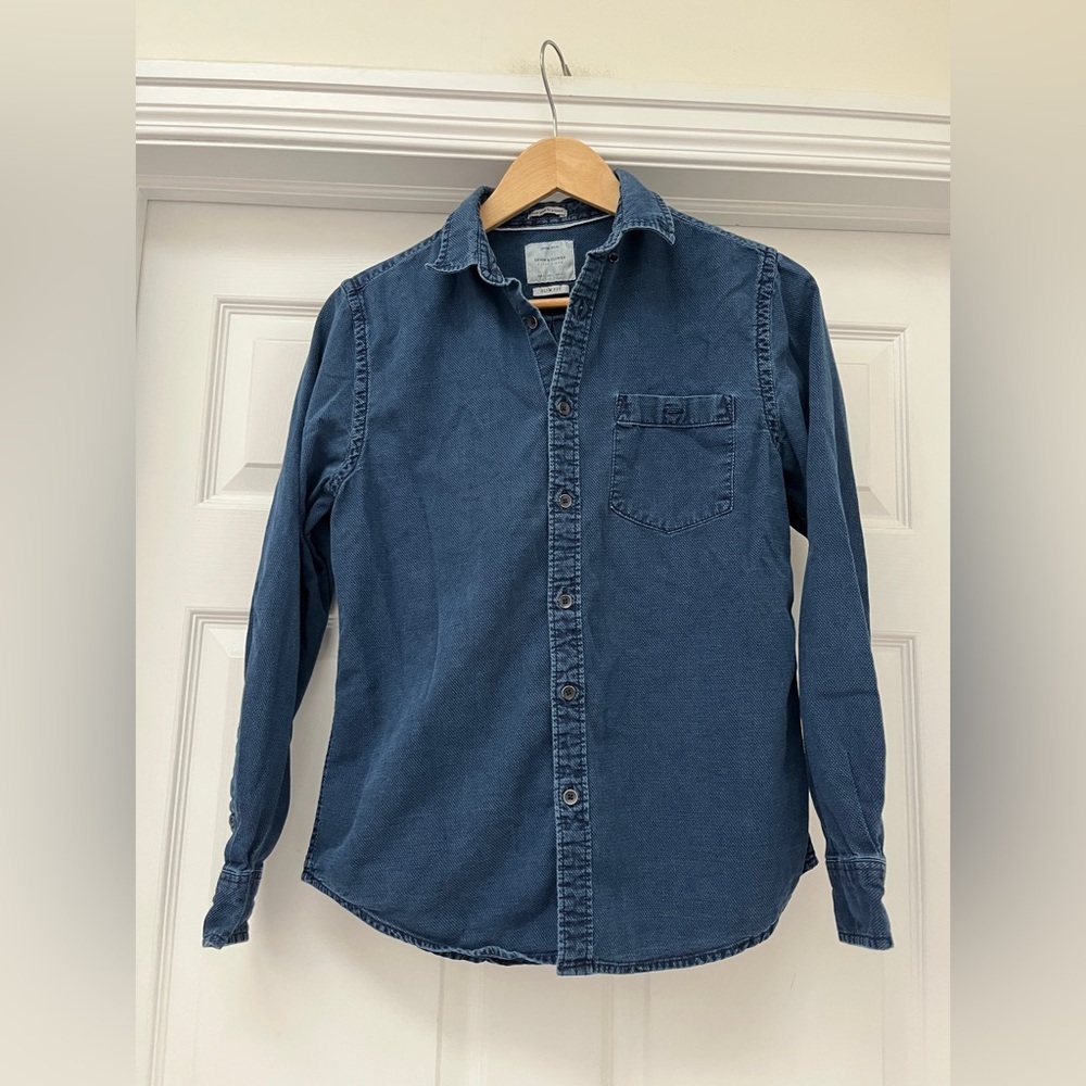 Denim and Flower Shirt men’s small